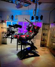 medical-fucking-machine-sexy-mistress-domina-leather