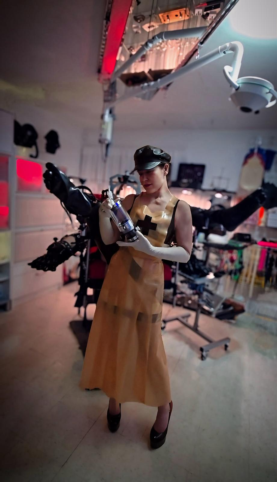 Dominatrix Lady Bridget Ballard BDSM Mistress